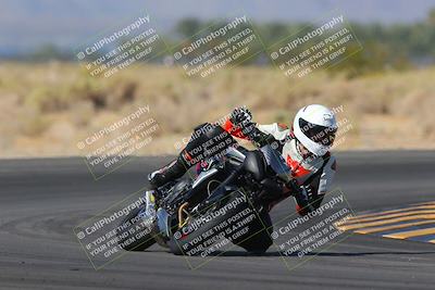 media/Nov-06-2023-Moto Forza (Mon) [[ce023d0744]]/3-Intermediate Group/Session 3 (Turn 16)/